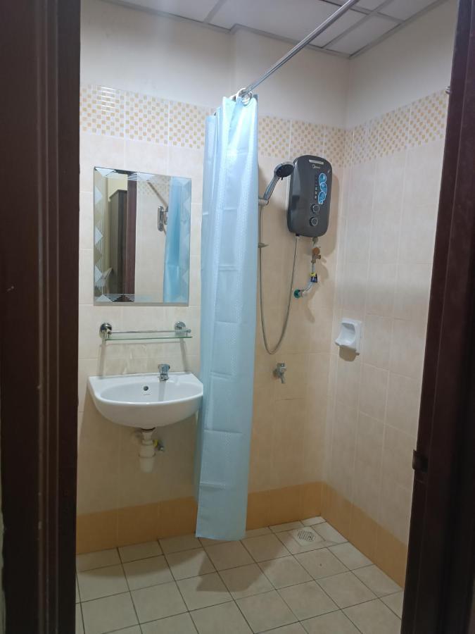 Sofea Inn Bukit Merah - Suria A7733 Kampong Selemat Zewnętrze zdjęcie
